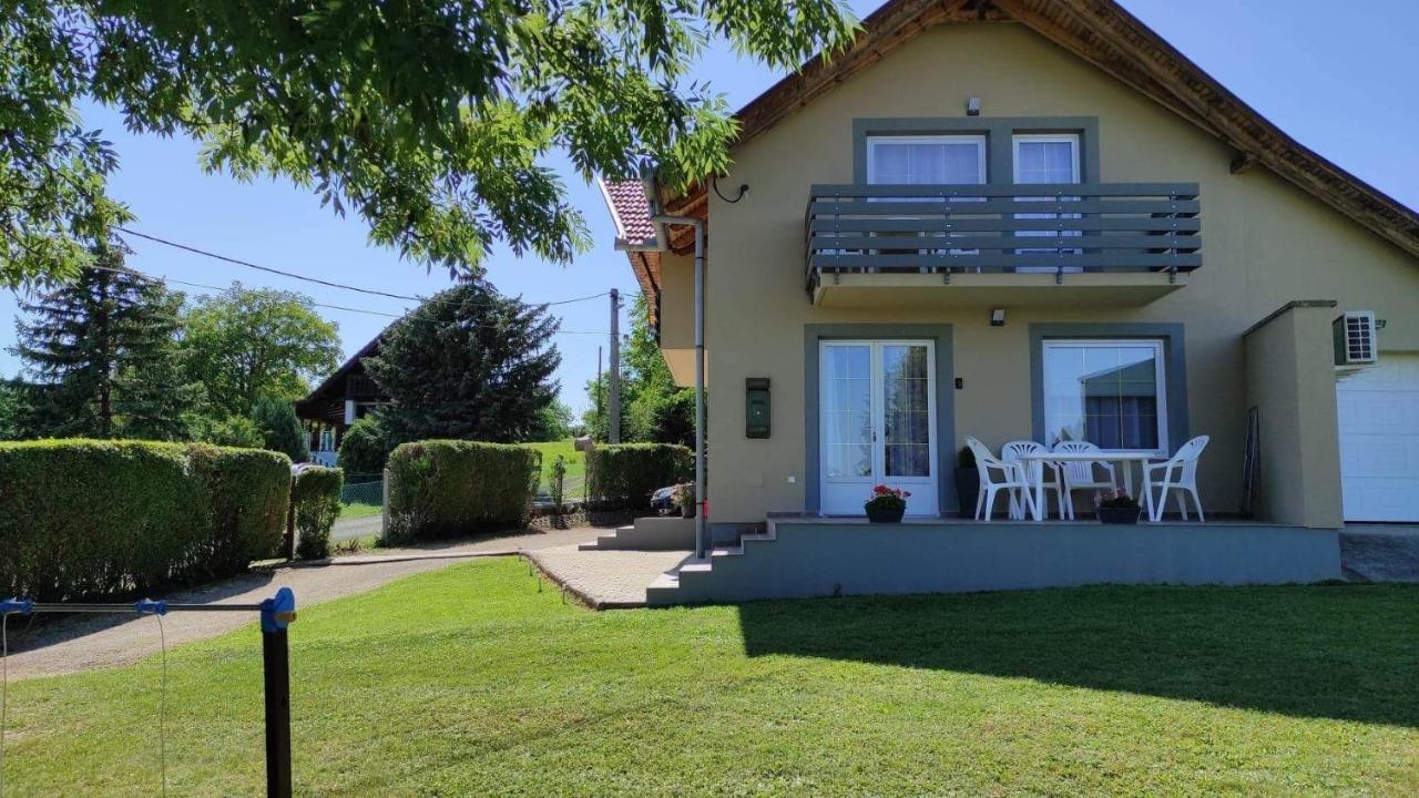 Silence Apartmanhaz Залакарош Экстерьер фото